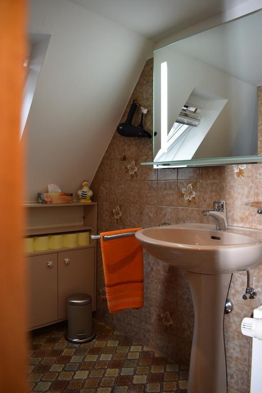 Messewohnung Graefrath Solingen Esterno foto