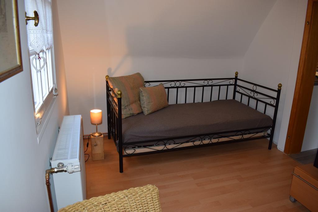 Messewohnung Graefrath Solingen Esterno foto
